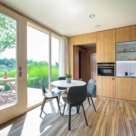 Nedomek By Homester * Neslovice