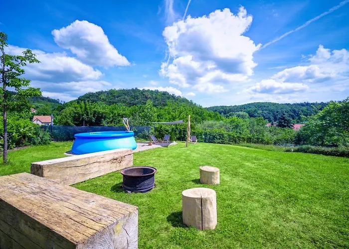 Nedomek By Homester * Neslovice